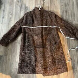Élégant manteau vintage réversible – fourrure karakul & cuir chocolat